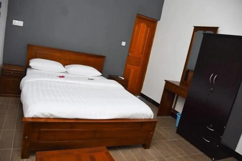 Equator Homestay photo 4