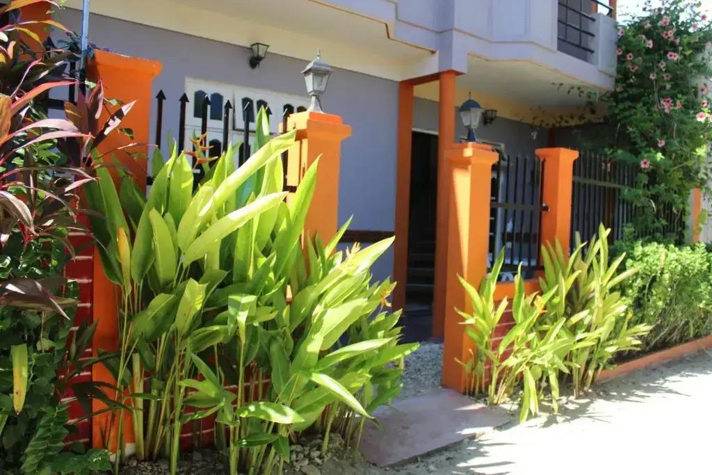 Finimas Residence