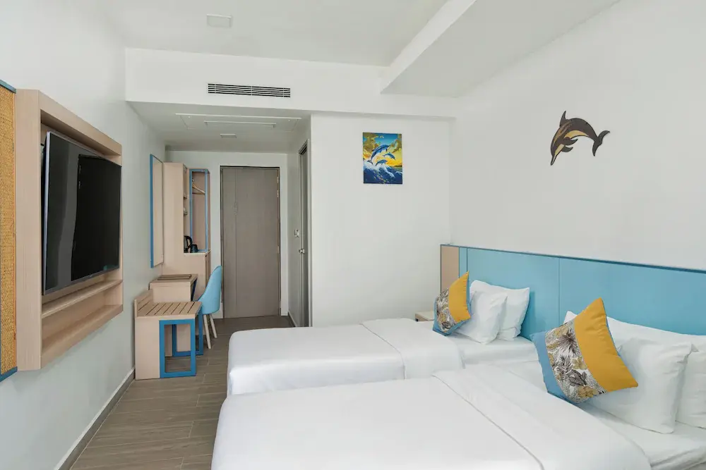 h78 Guraidhoo photo 2