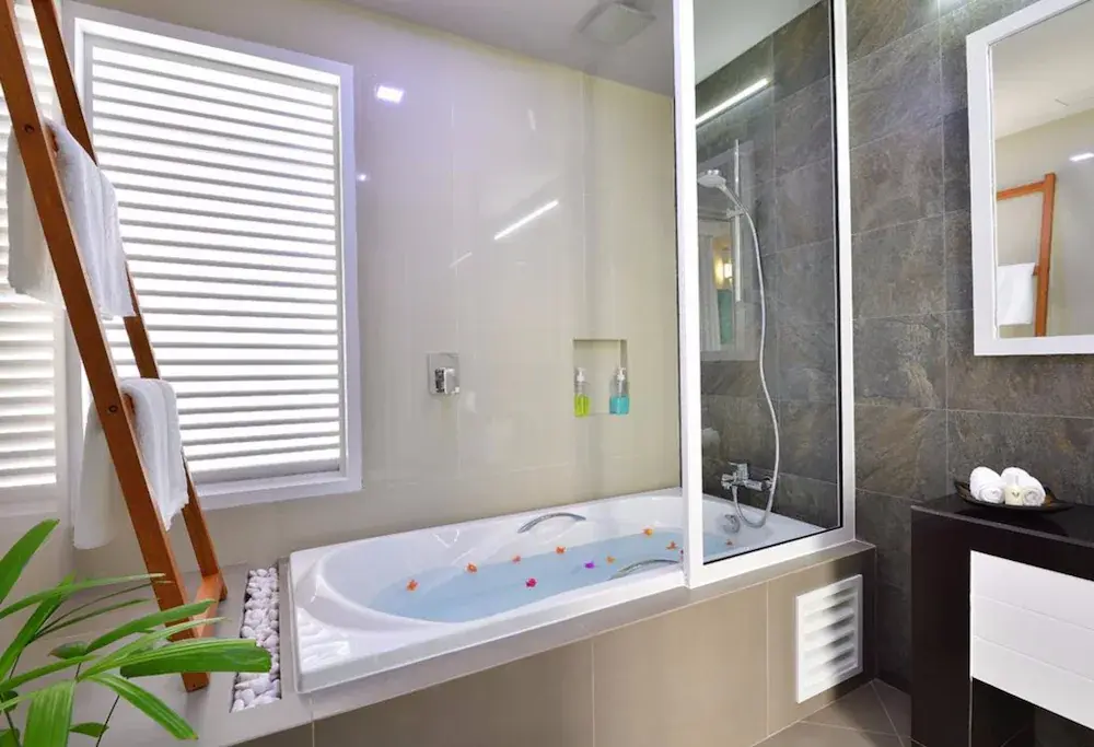 Velana Beach Hotel Maldives photo 4