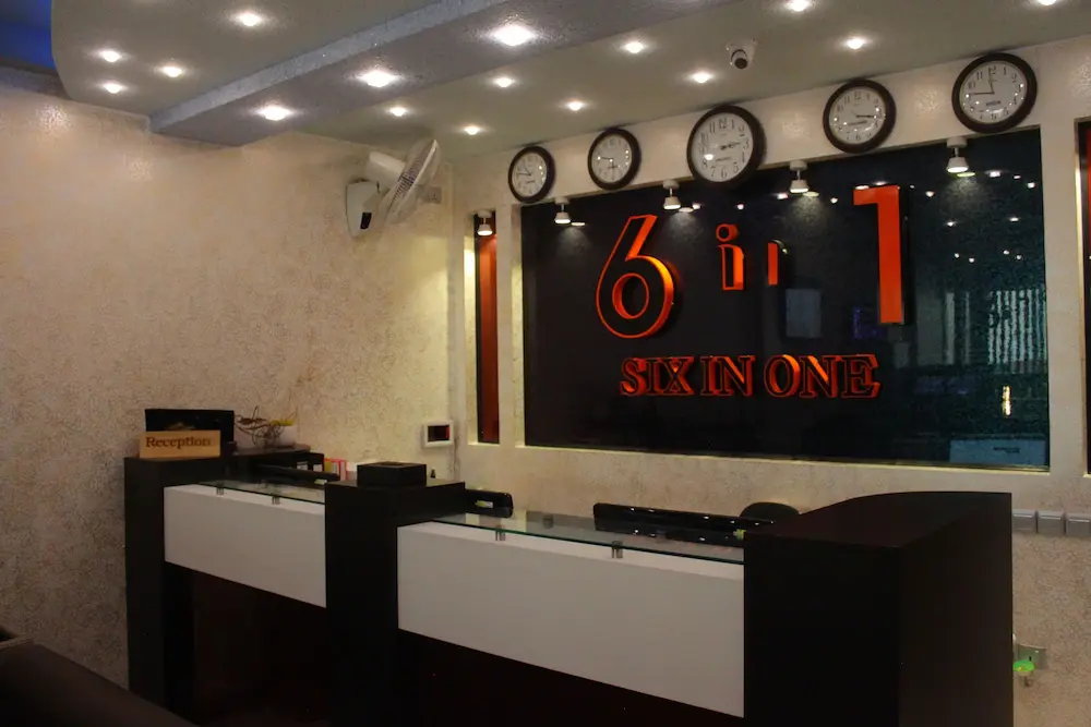 six in one hotel photo 5