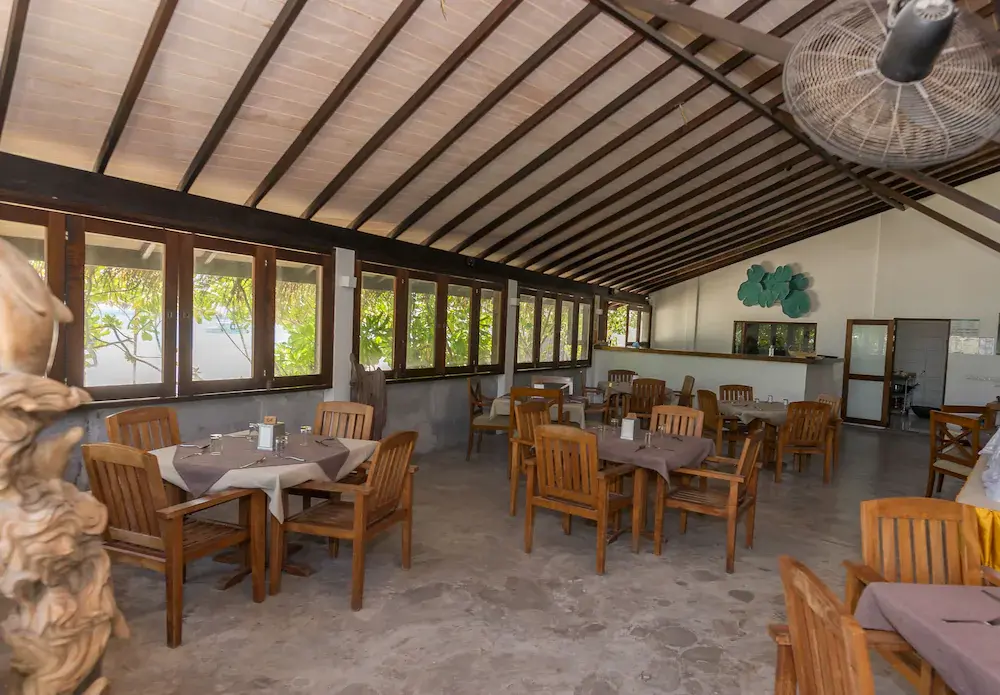 Premier Beach Hotel & Restaurant