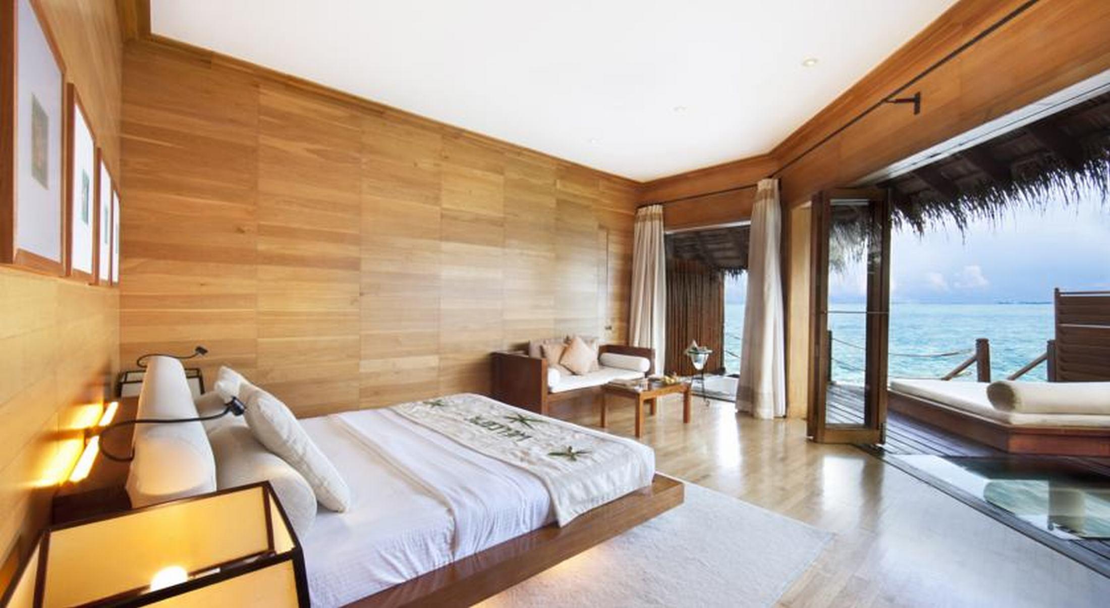 Sufura at Adaaran Prestige Water Villas with 24Hr Premium All Inclusive thumbnail 8