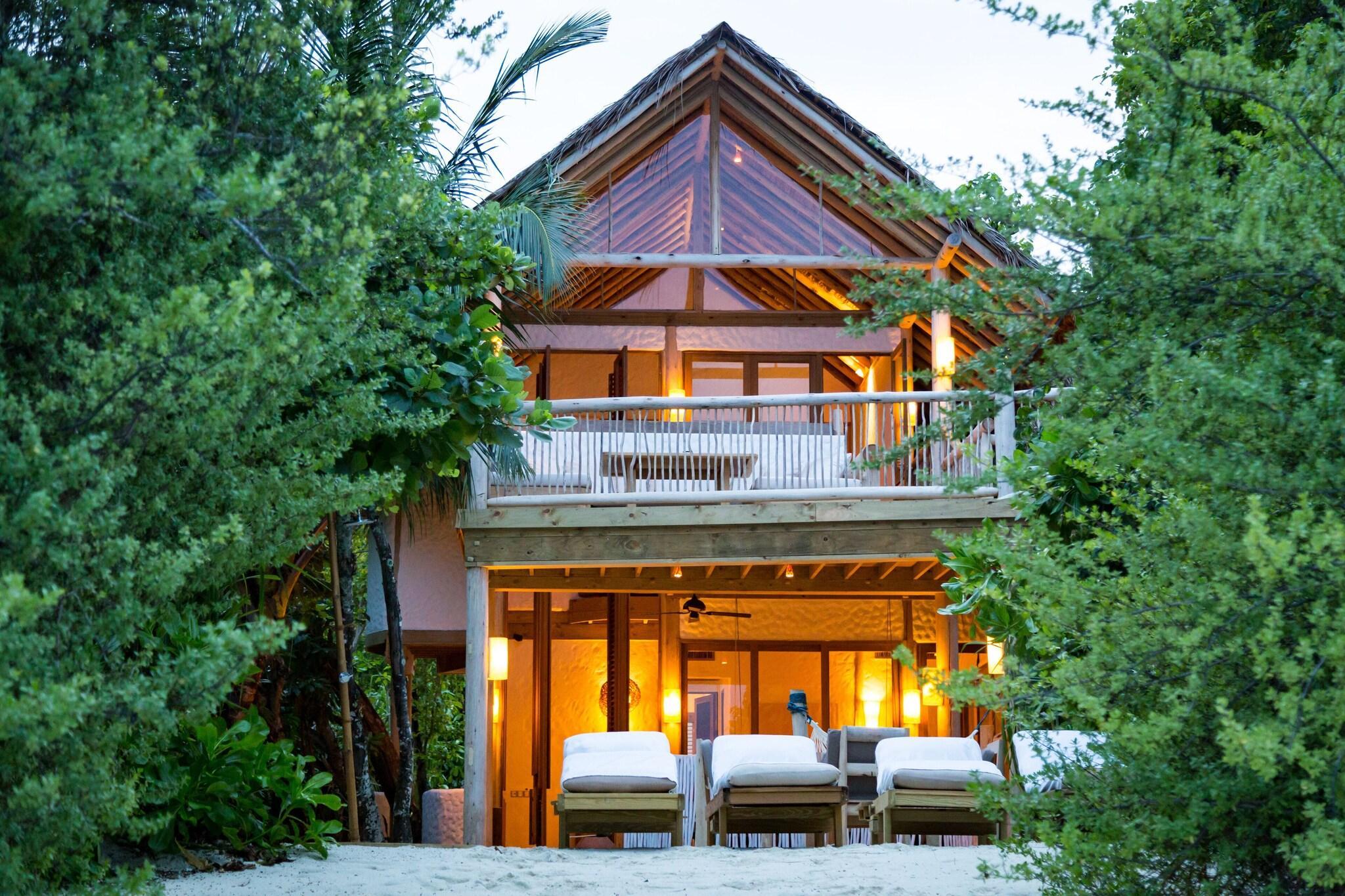 SonevaFushi