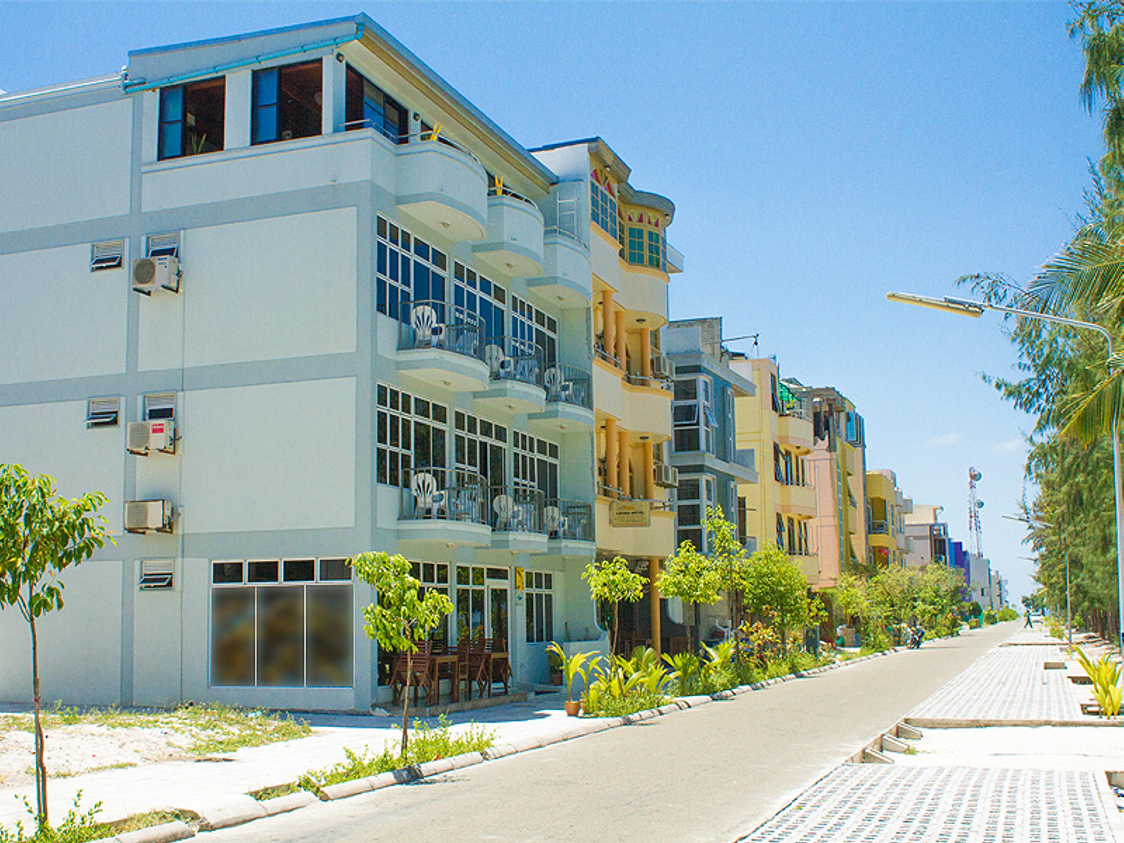 Sunny Suites Inn