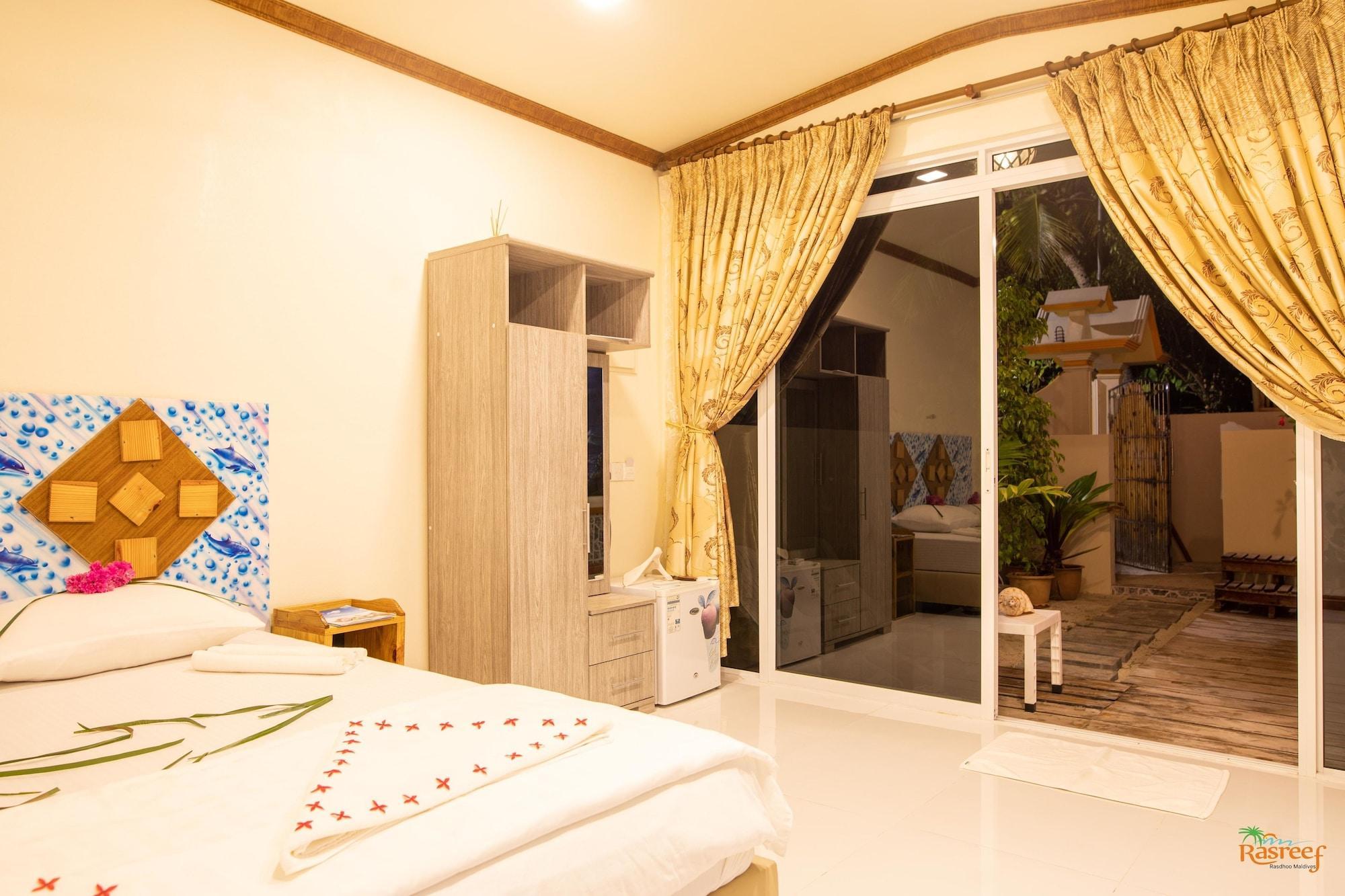 Rasreef Rasdhoo Maldives photo 2