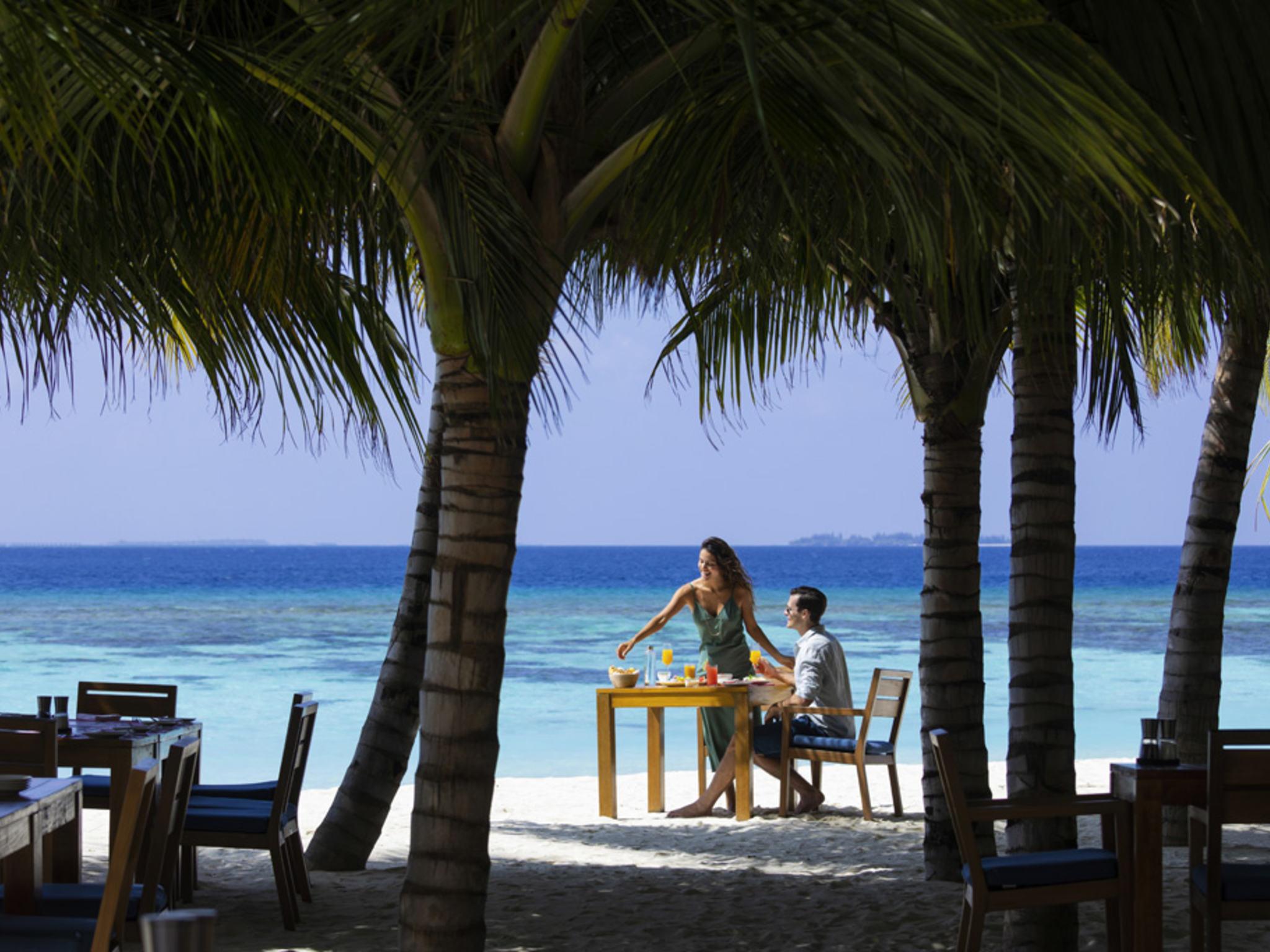 Destination Dining at Kuredhivaru Resort & Spa thumbnail 4