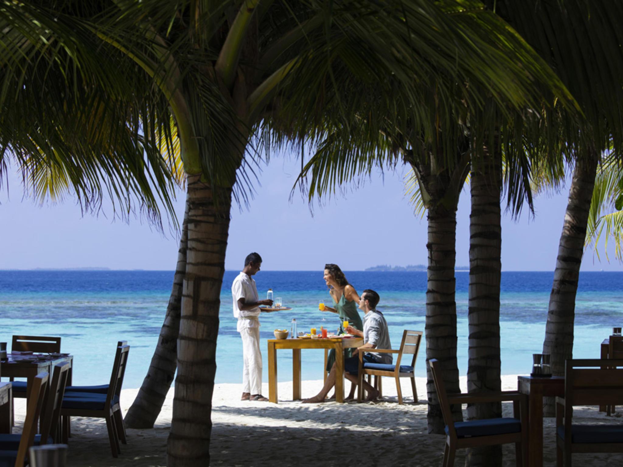 Destination Dining at Kuredhivaru Resort & Spa thumbnail 5