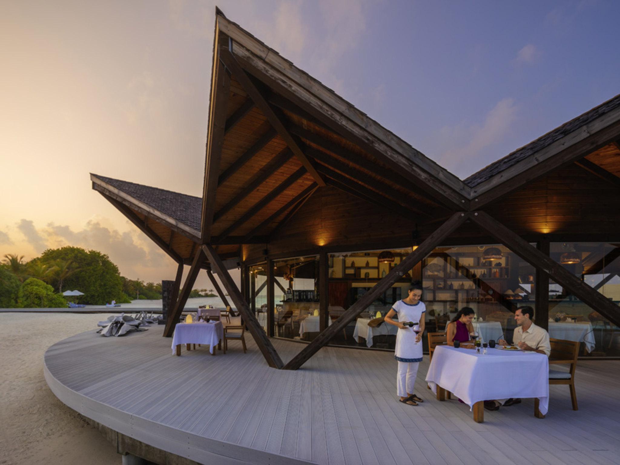 Bodumas at Kuredhivaru Resort & Spa thumbnail 3