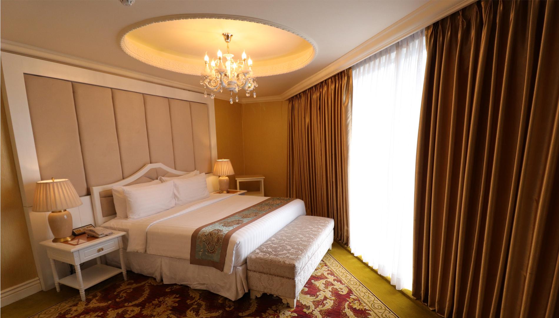 Junior Suite at The Grand Kandyan