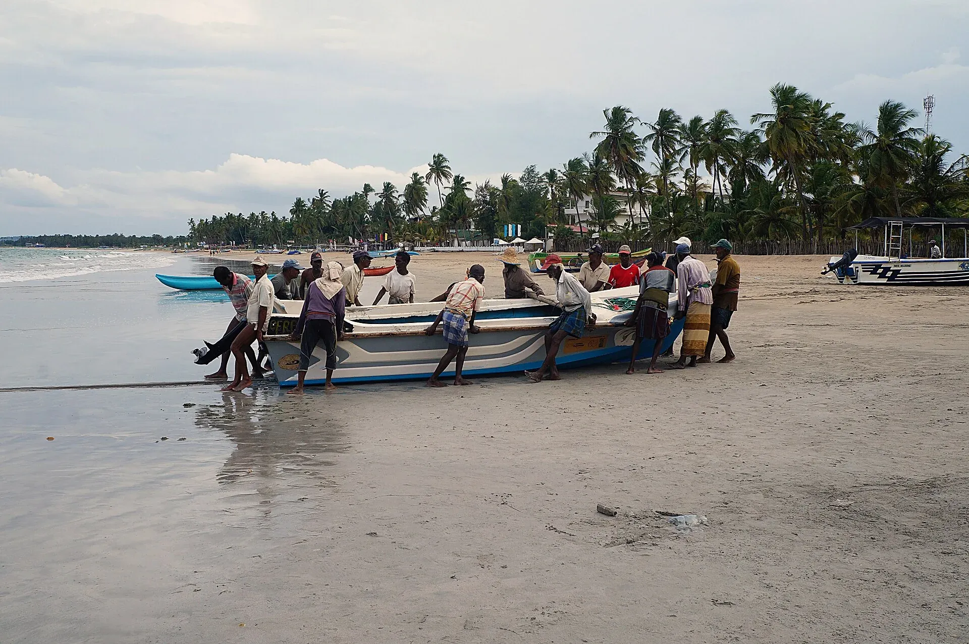 Fishers working on a Trincomalee beach