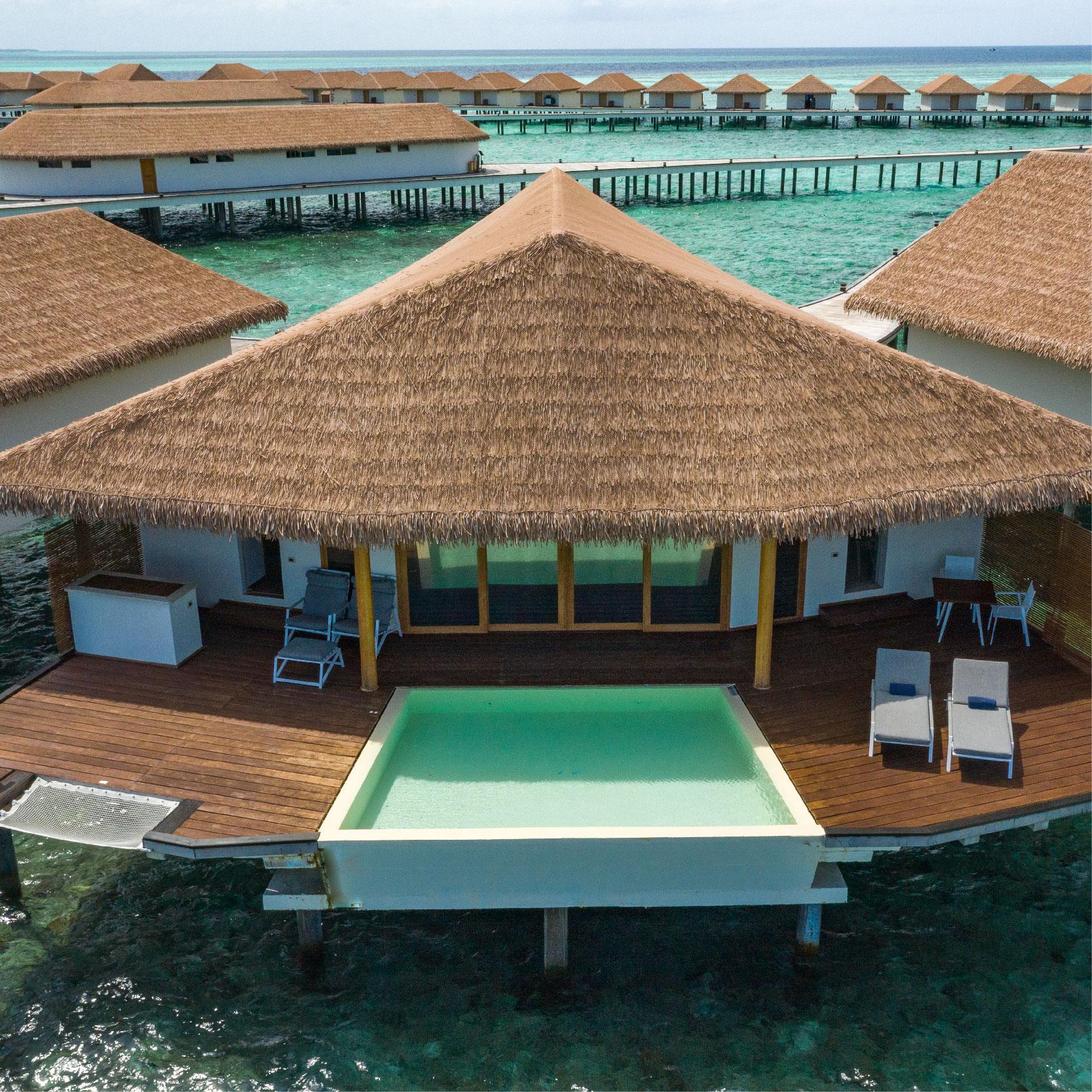 Water Suite with Pool