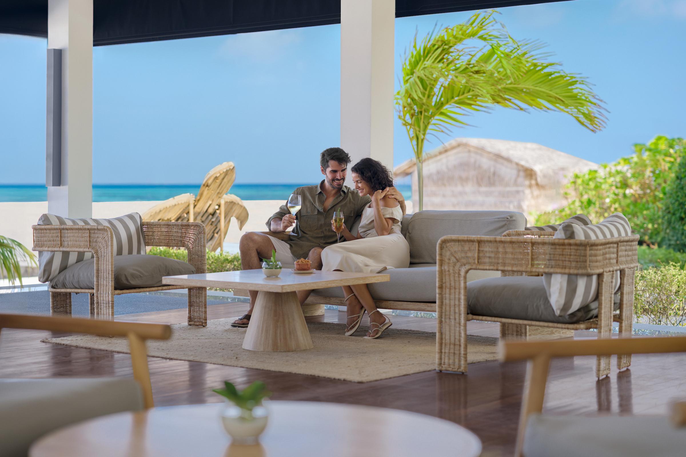 Palms Bar