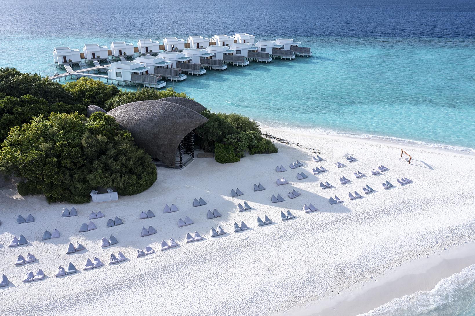 Niva Dhigali Maldives
