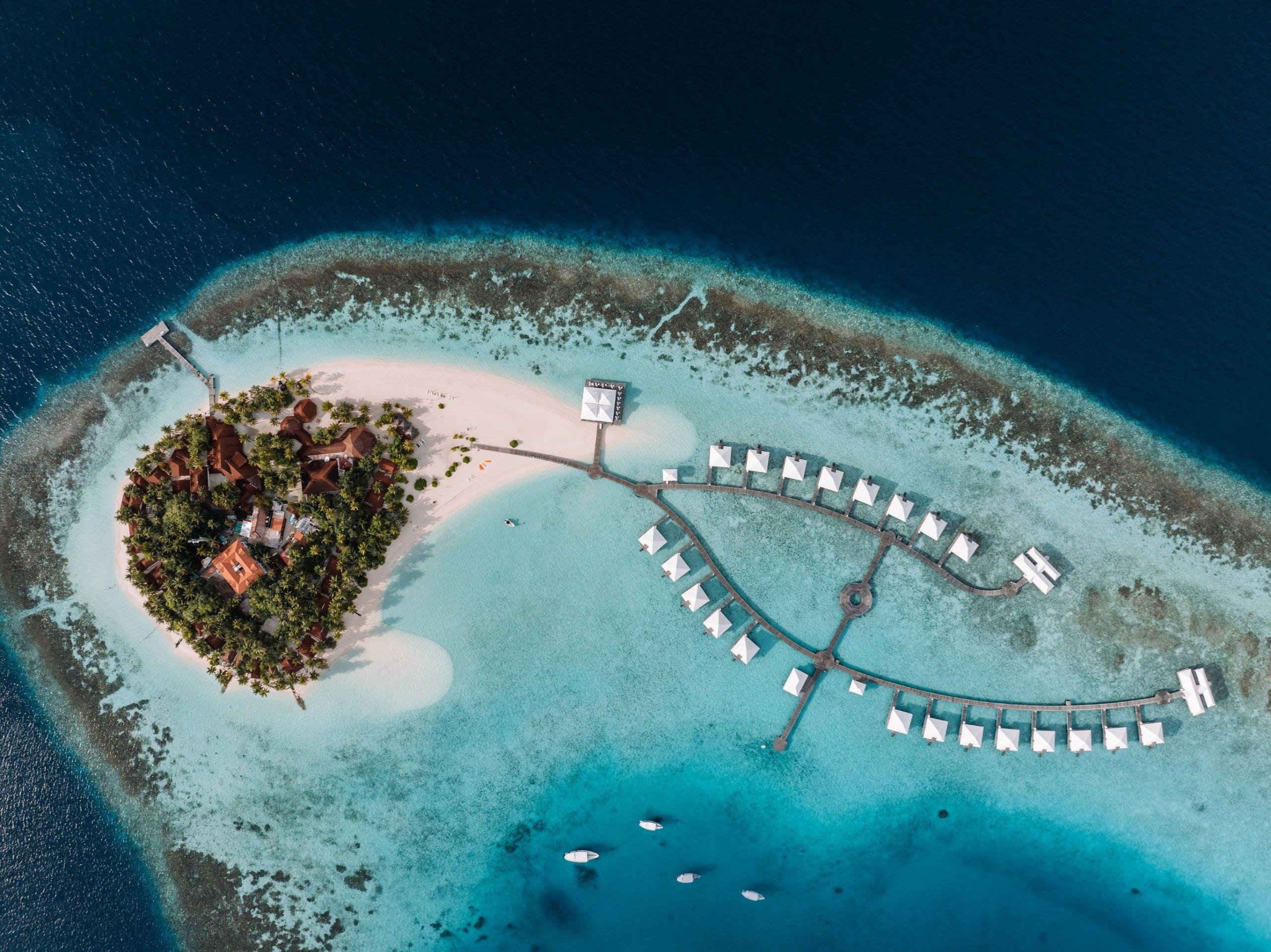 Diamonds Athuruga Maldives