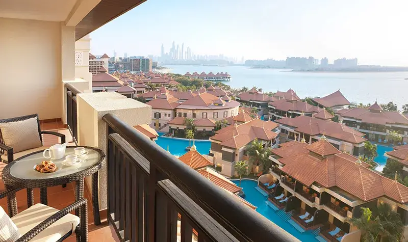One Bedroom Apartment at Anantara The Palm Dubai Resort, view 3