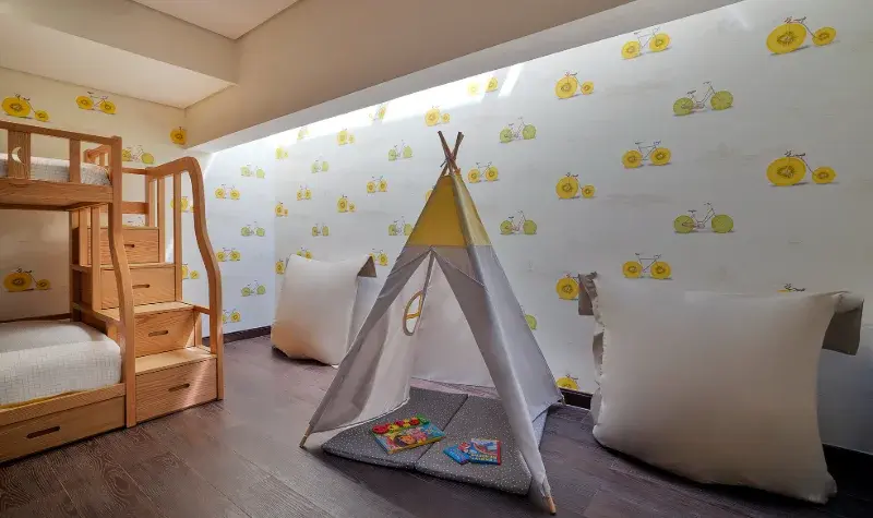 Deluxe Family Lagoon Access Room at Anantara The Palm Dubai Resort, view 3