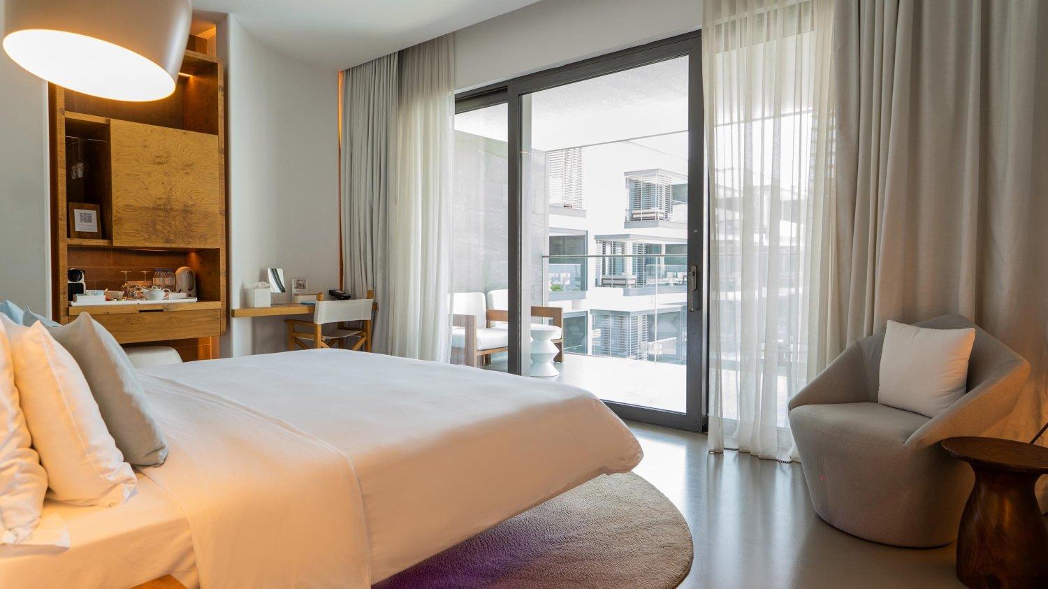 Covet Room Seaview King