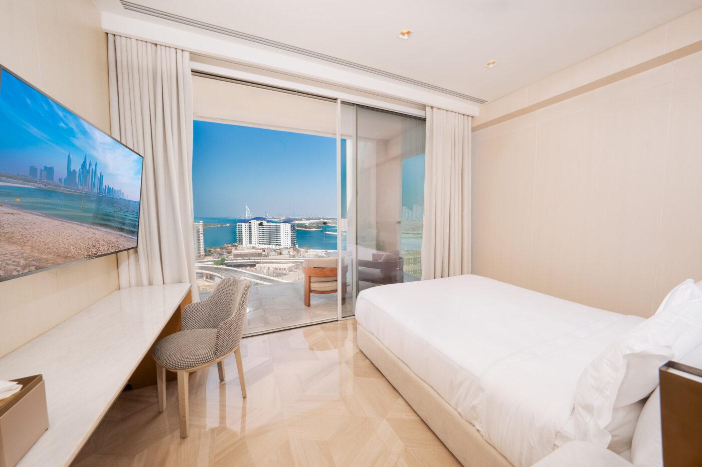 4 Bed | Penthouse Duplex w/ Pool at FIVE Palm Jumeirah, view 3