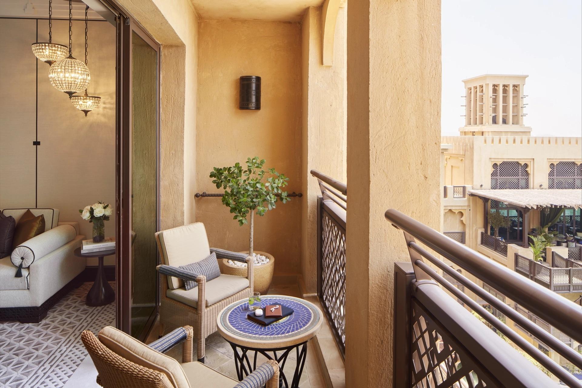 Arabian Club Room at Jumeirah Mina Al Salam, view 3