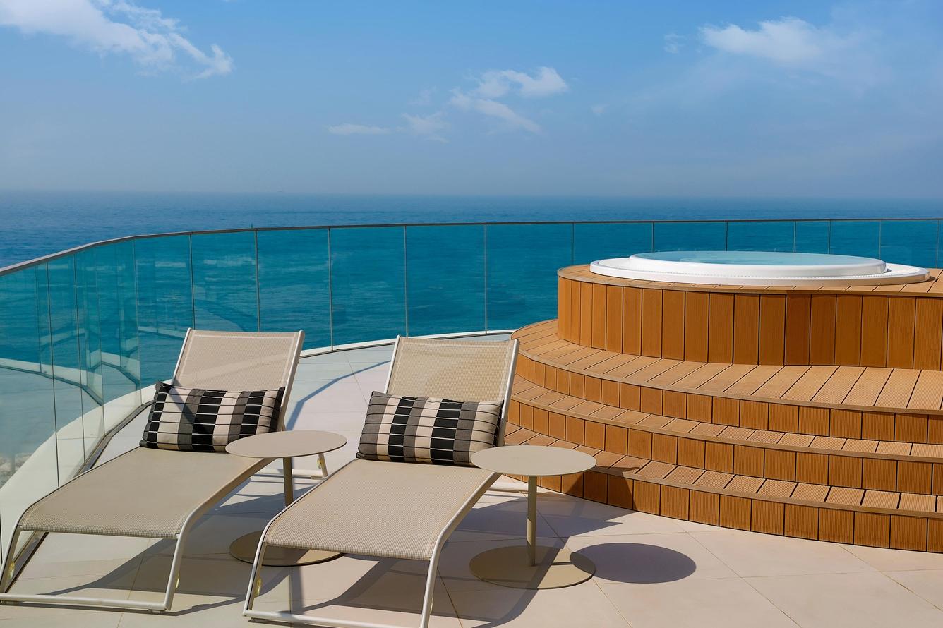Marvelous Jacuzzi Suite at W Dubai - The Palm, view 2