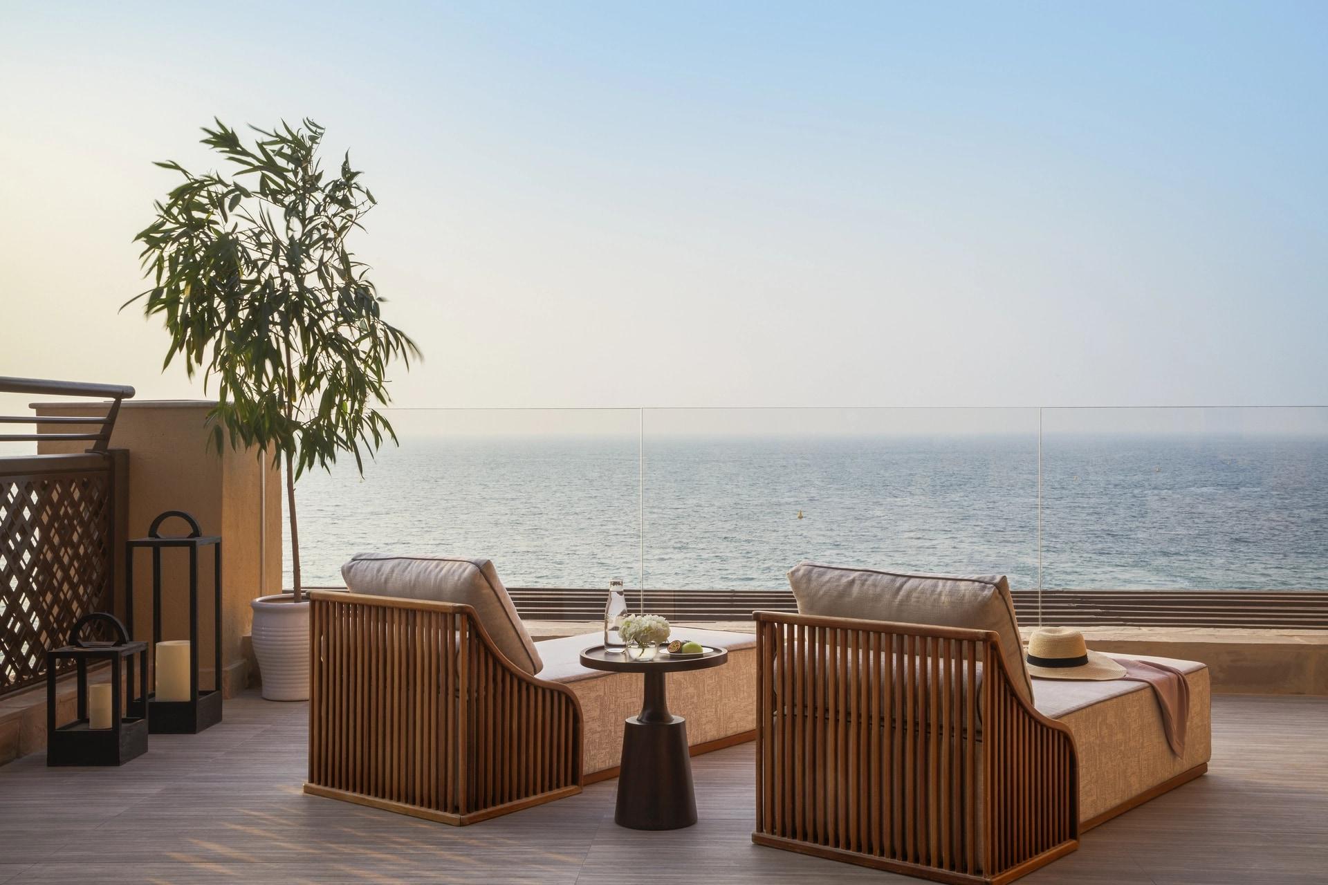 Ocean Terrace Suite at Jumeirah Mina Al Salam, view 2
