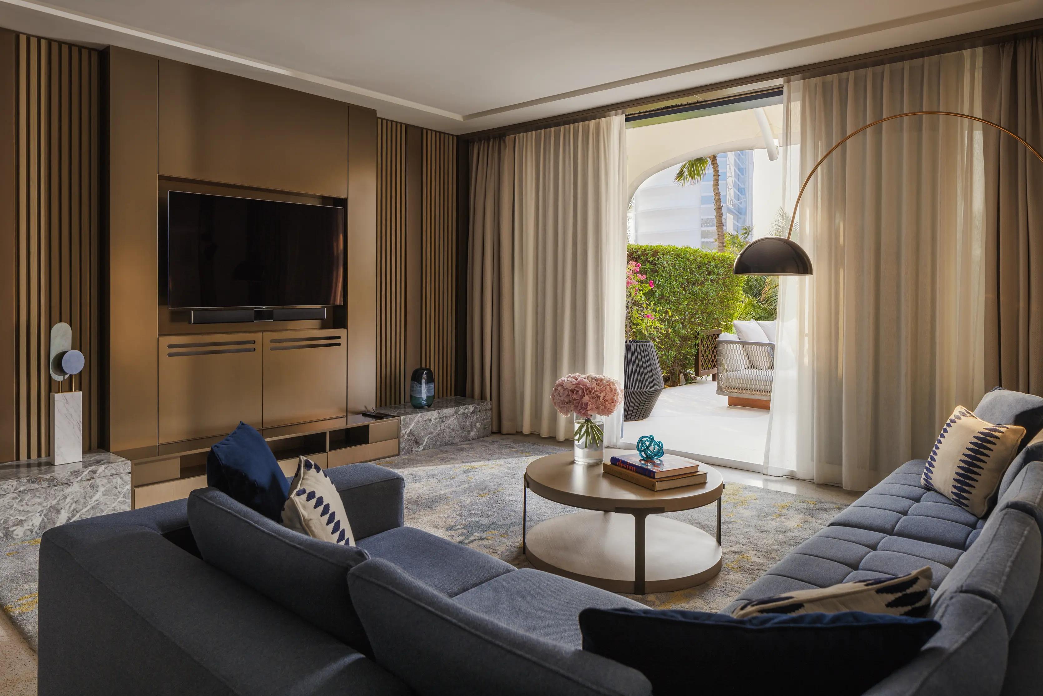 Family Garden Suite at Jumeirah Beach Hotel, view 2