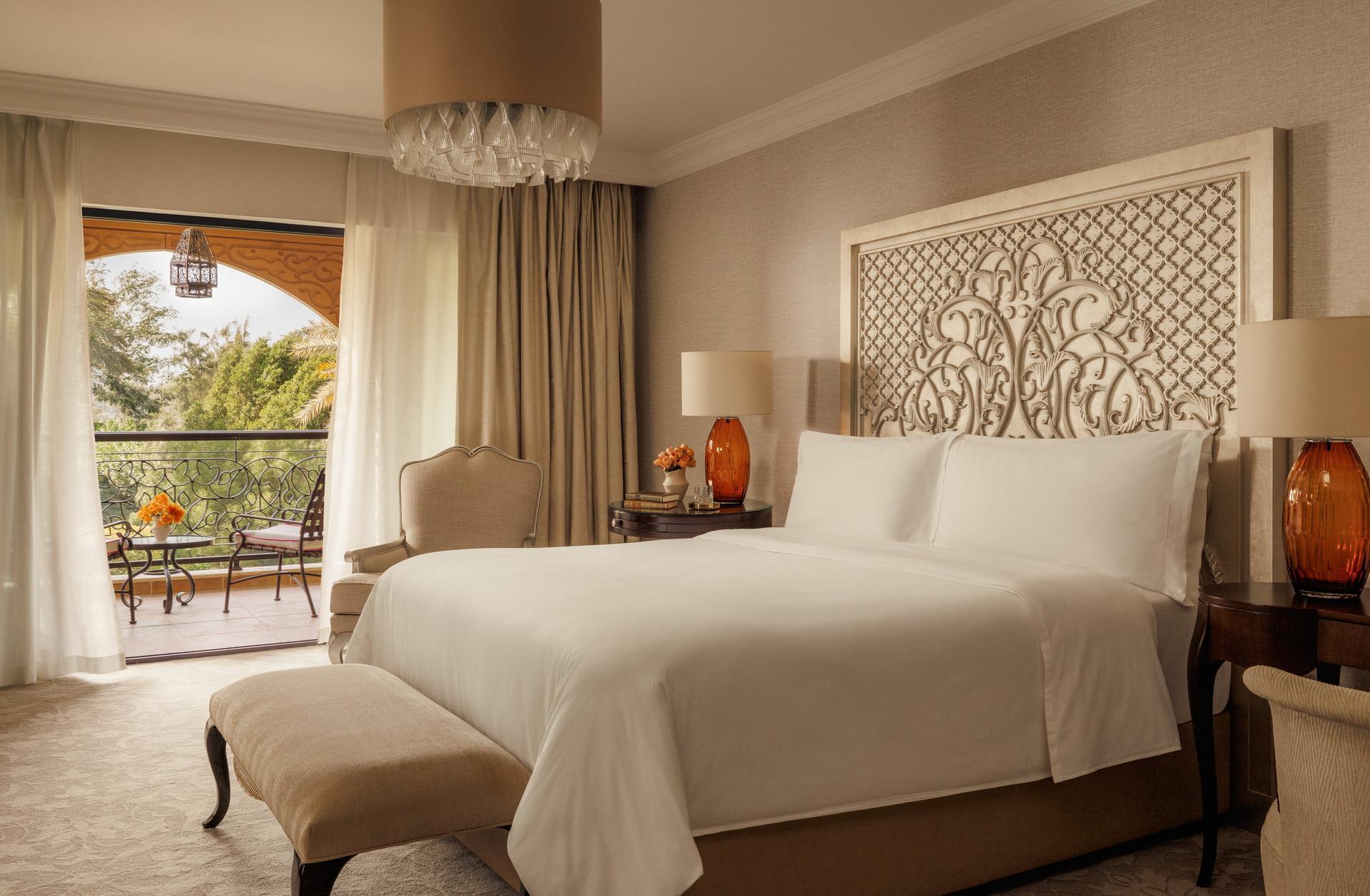 Executive Suite, Arabian Court