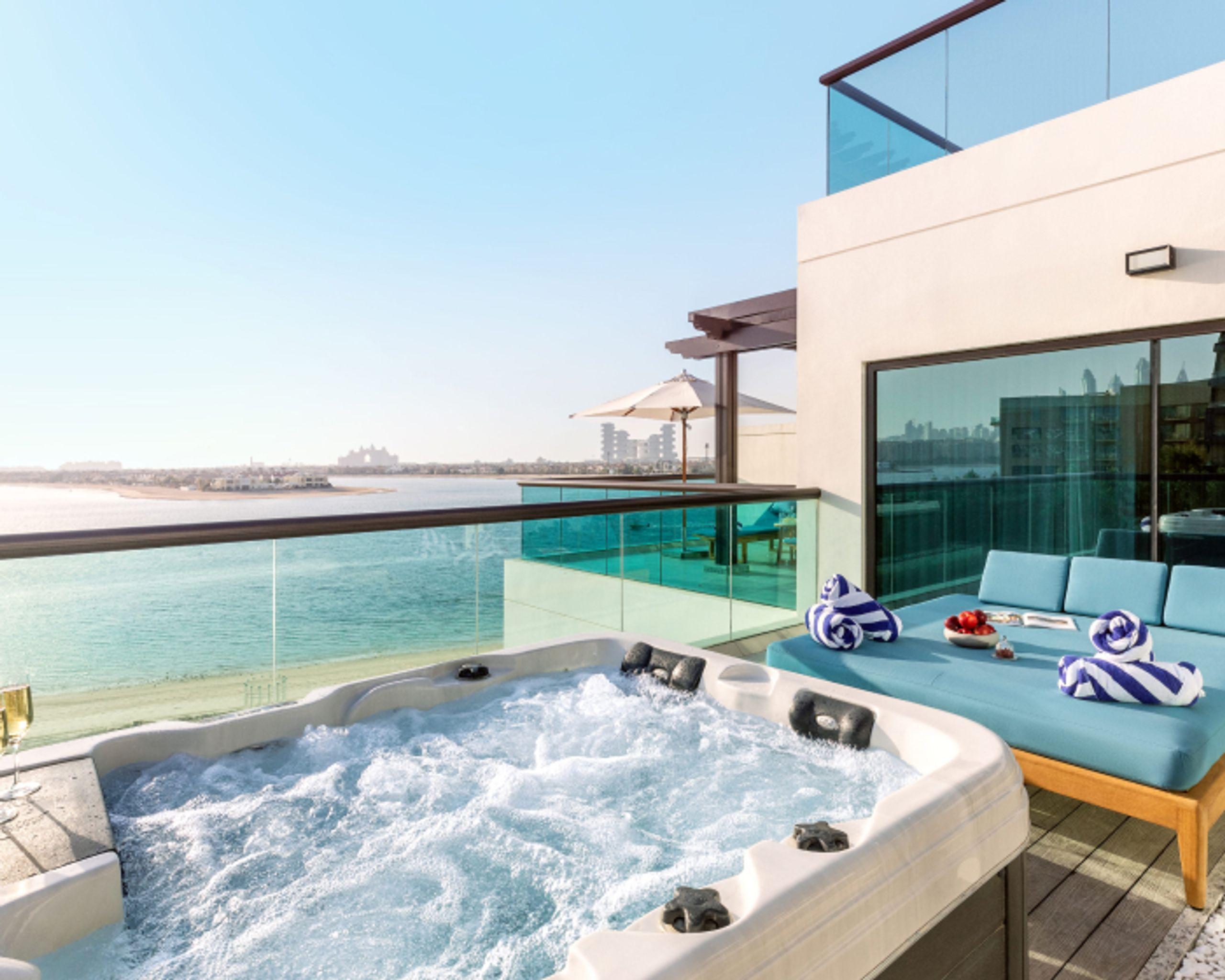 GRAND LUXURY SUITE SEA VIEW WITH OPEN JACUZZI KING BED at Taj Exotica Resort & Spa, The Palm, Dubai, view 3