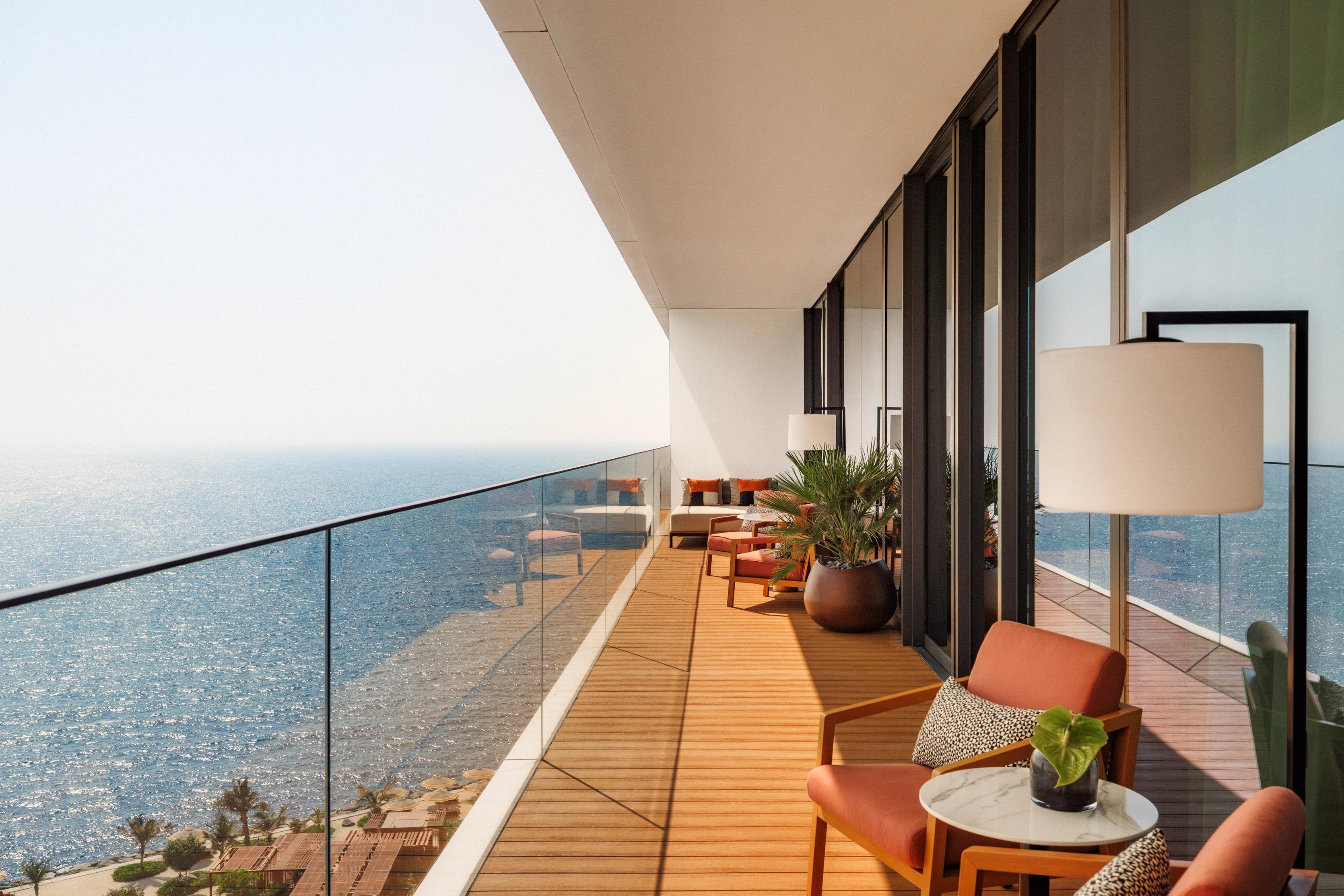Ocean Deluxe Suite at Jumeirah Marsa Al Arab, view 3