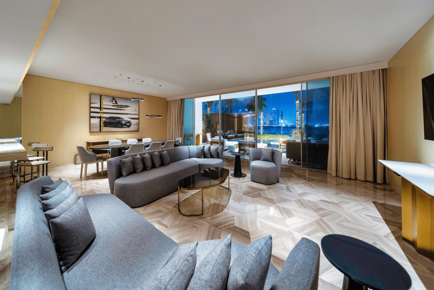 4 Bed | Beach villa w/ Pool at FIVE Palm Jumeirah, view 3