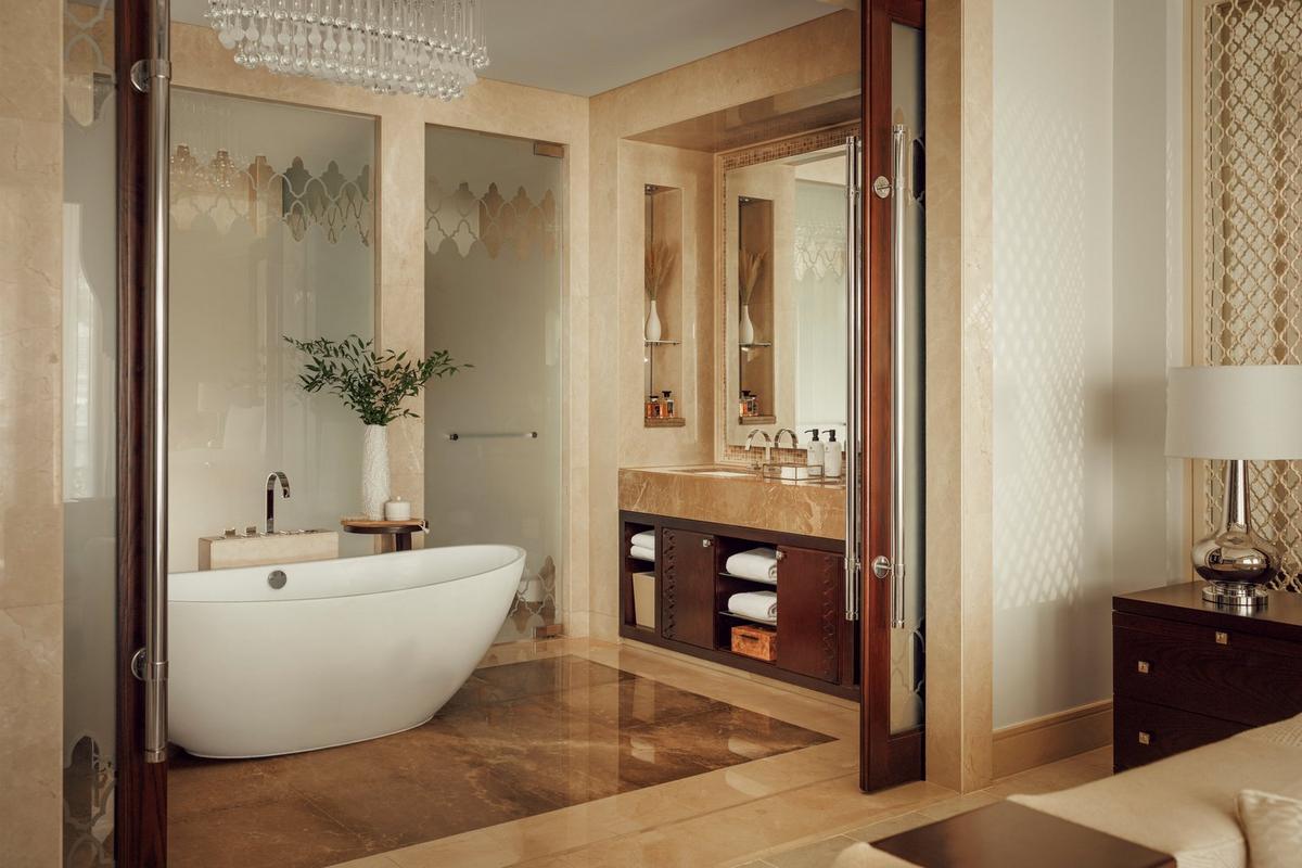 Palm Manor Premier Room at One&Only The Palm, Dubai, view 2