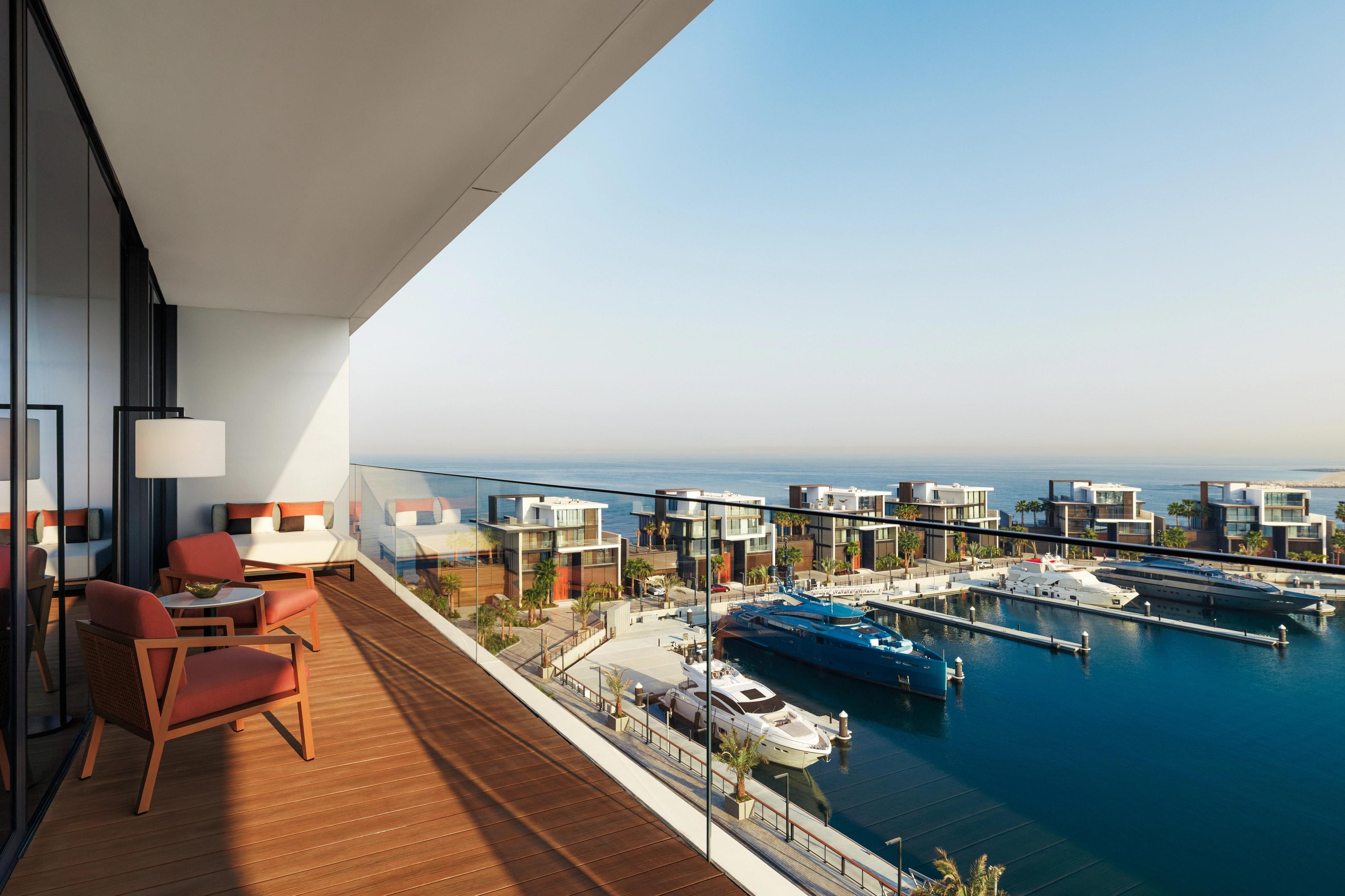 Marina Deluxe Suite at Jumeirah Marsa Al Arab, view 3