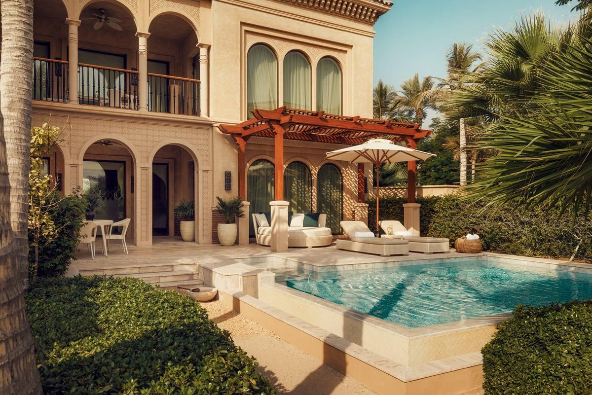 Beachfront Junior Suite with Pool at One&Only The Palm, Dubai, view 2