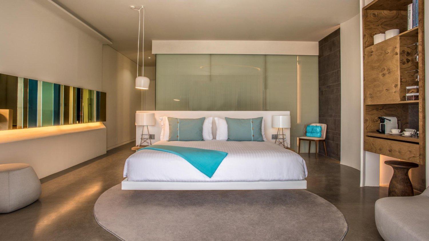 Luux Room Skyline King