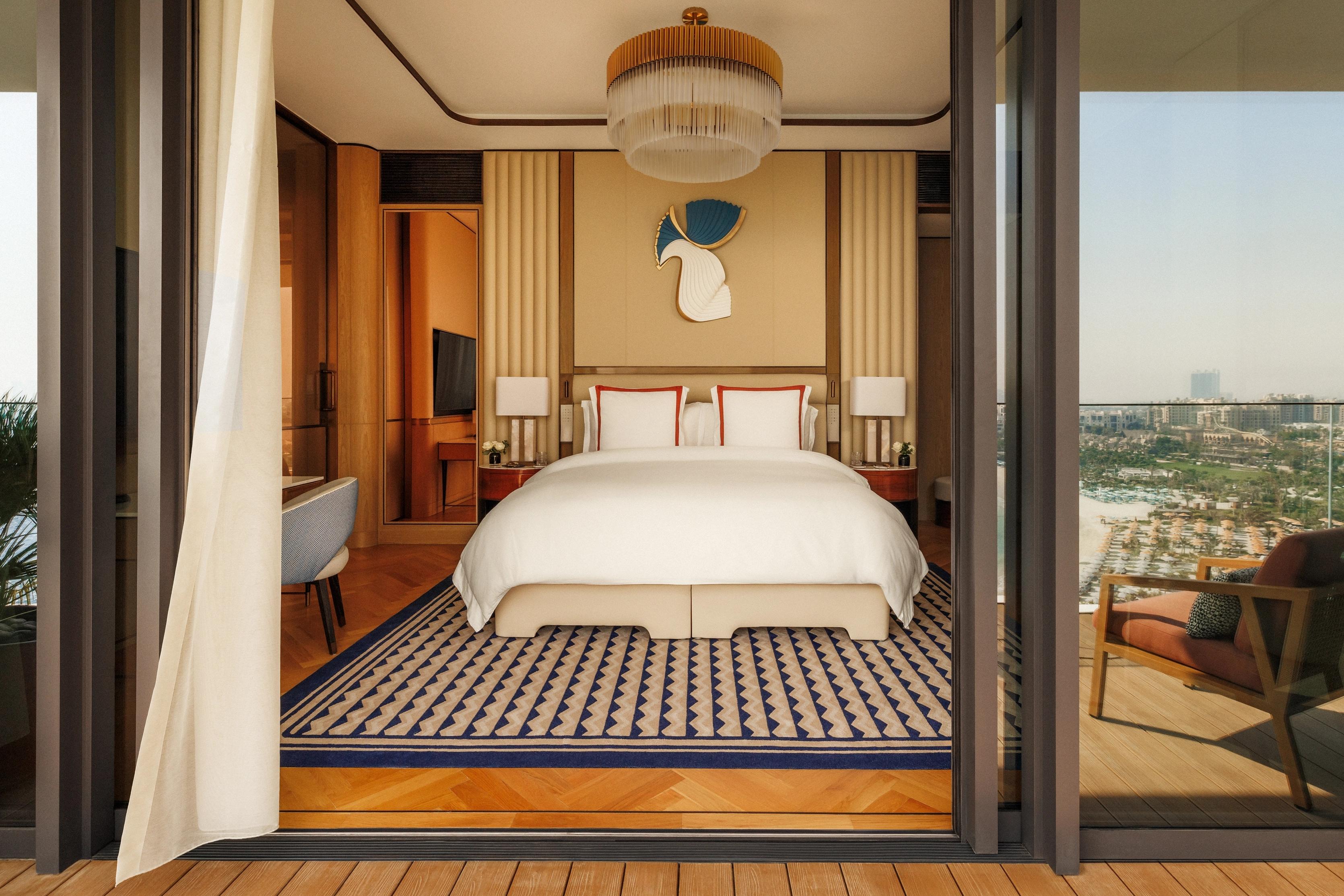 Ocean Deluxe Suite at Jumeirah Marsa Al Arab, view 2
