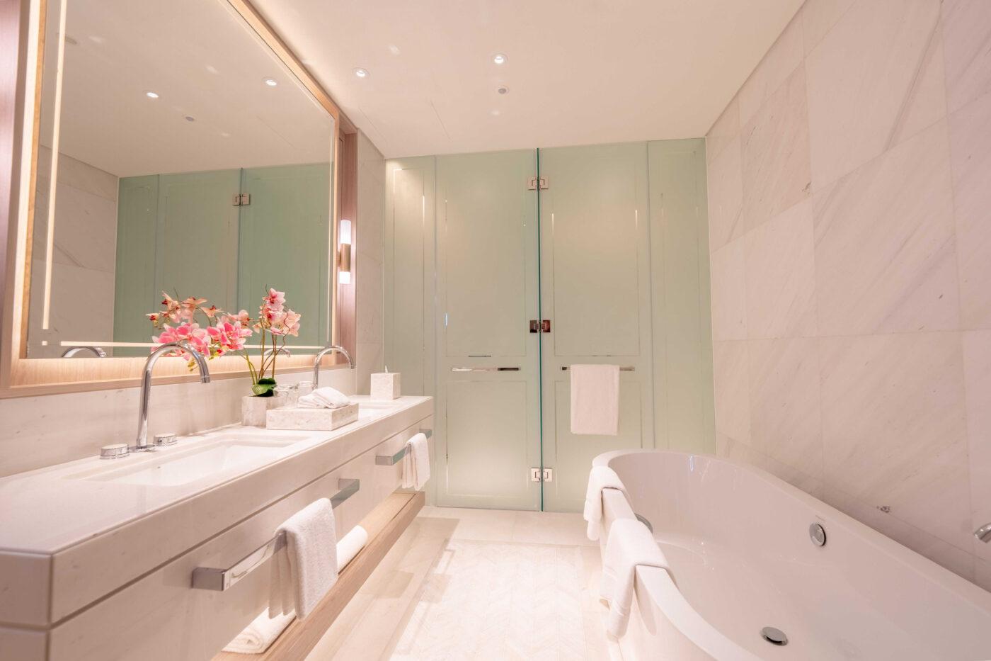 3 BED | Skyline Suite w/ Pool at FIVE LUXE JBR, view 3