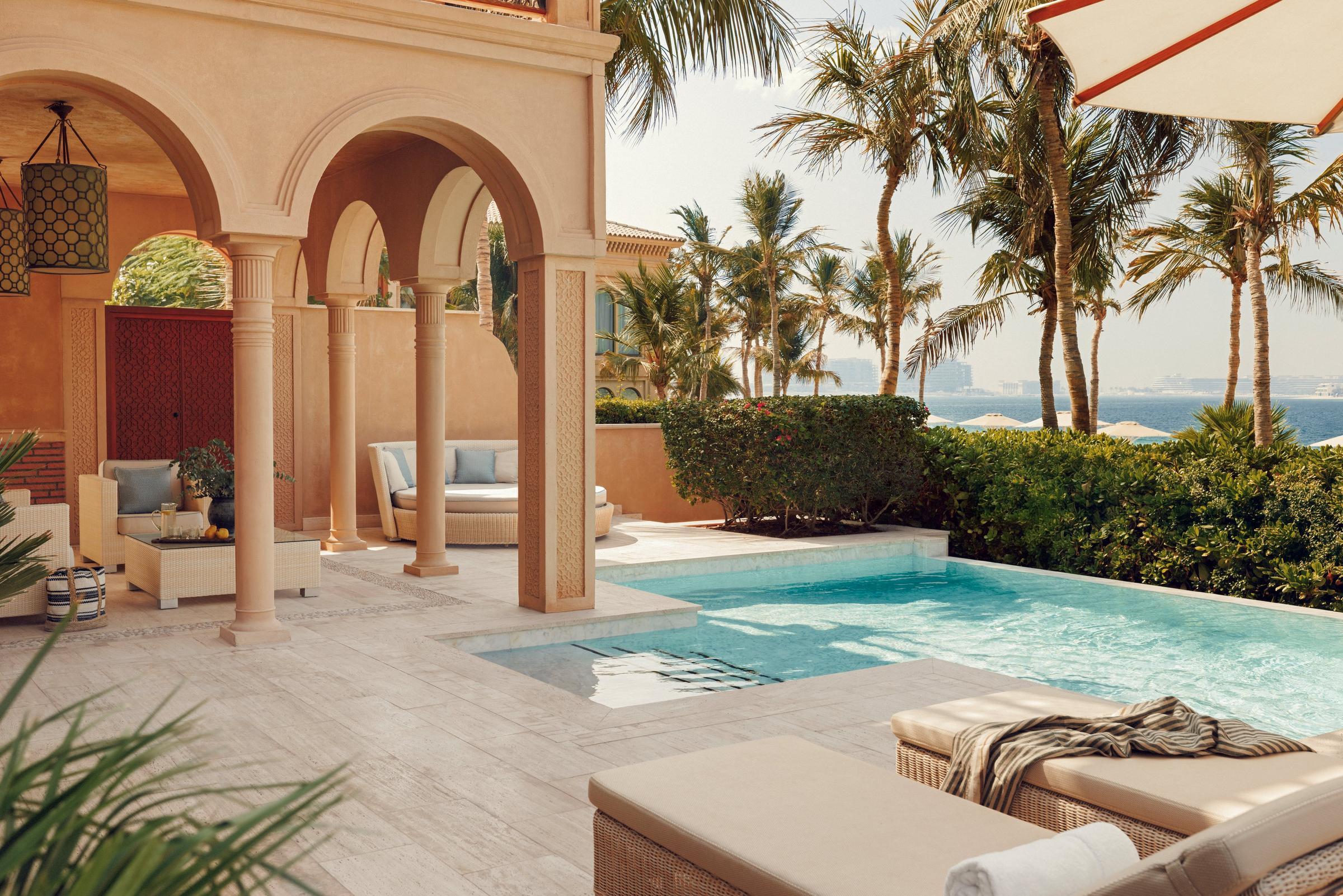 Beachfront Executive Suite With Pool at One&Only The Palm, Dubai