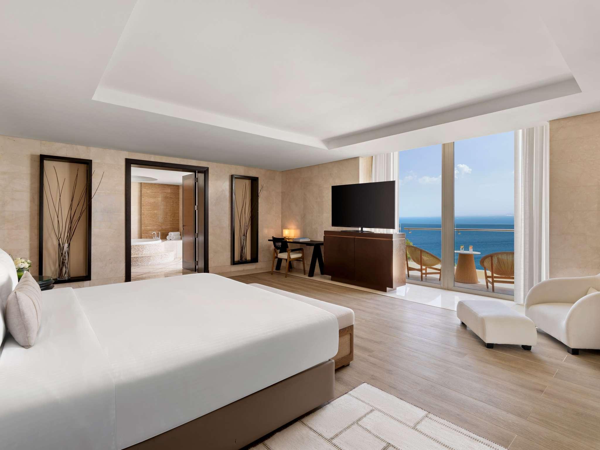 King Suite, Panoramic Sea View at Rixos The Palm Hotel & Suites - Ultra All Inclusive