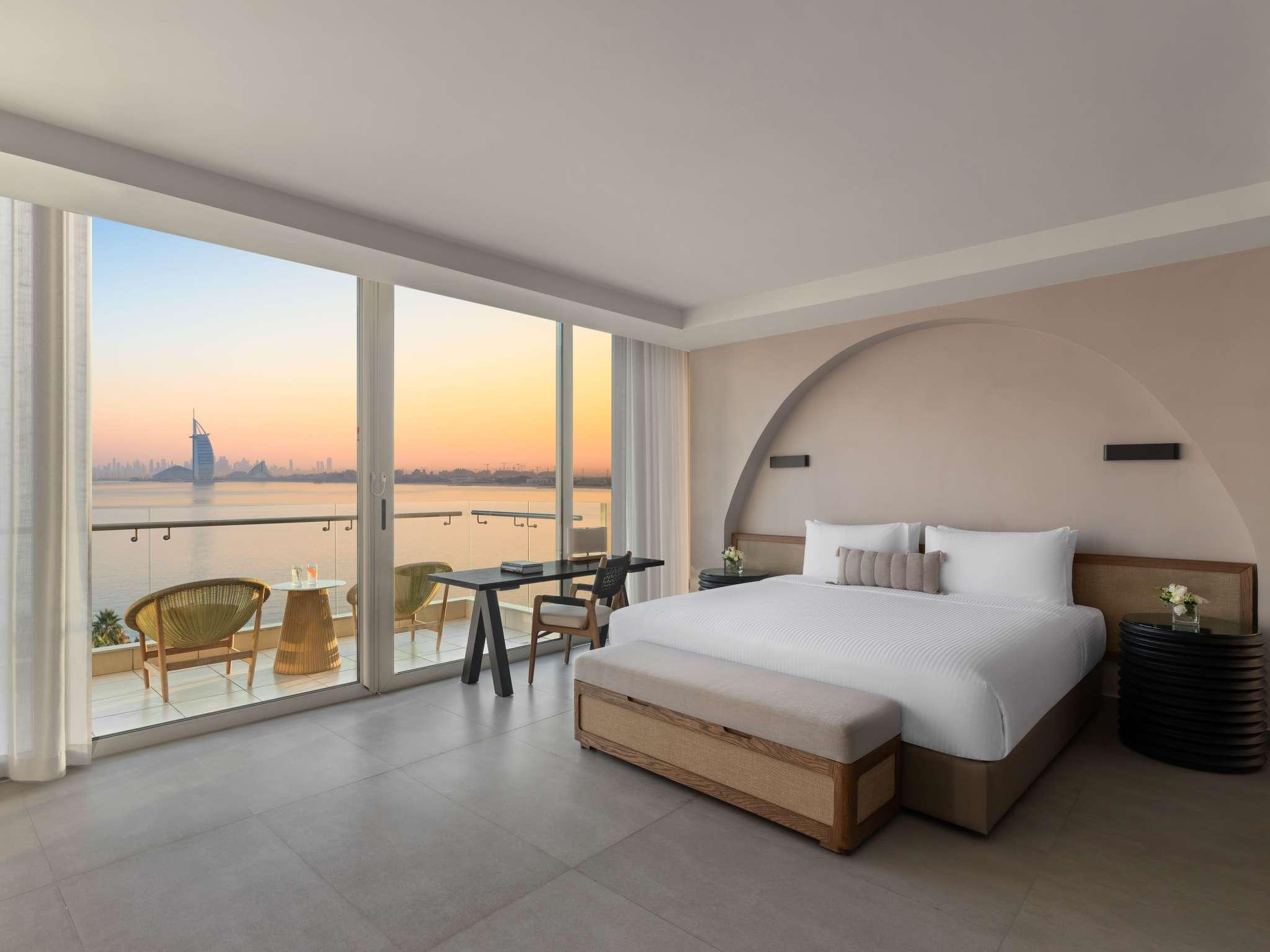 Senior Suite, Sea View