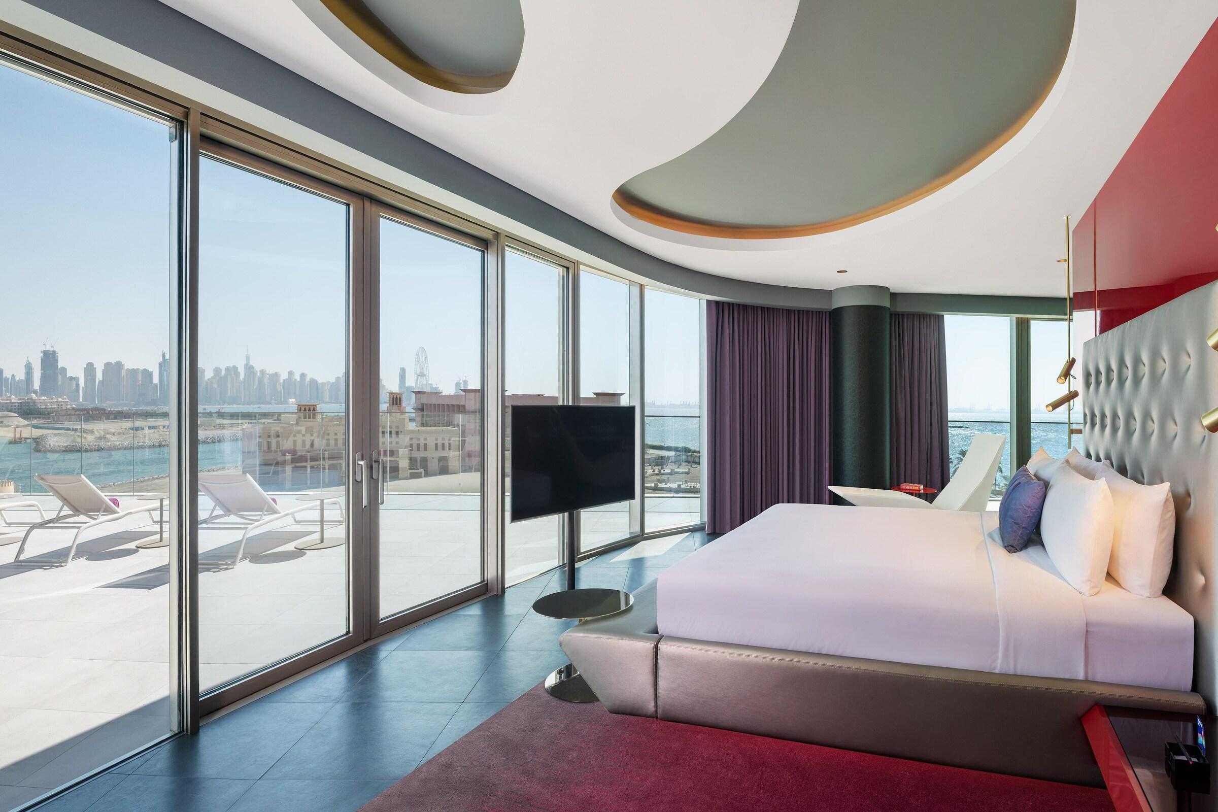 Wow Suite at W Dubai - The Palm