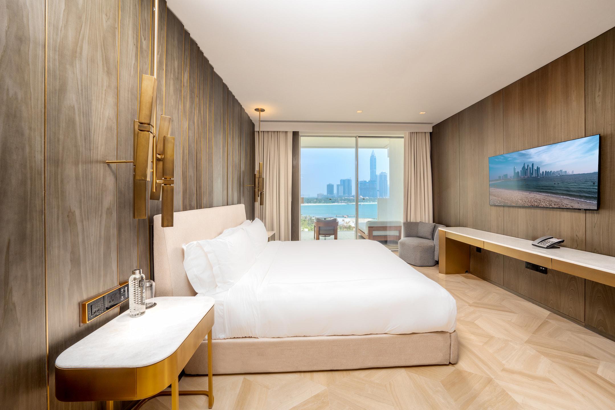 3 Bed | XL Terrace Pool Suite | Sea View at FIVE Palm Jumeirah