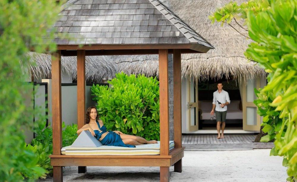 Deluxe Beachfront Pool Villa
