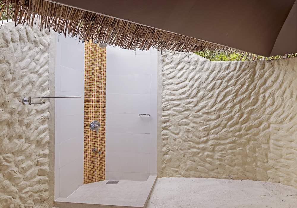 Deluxe Beach Villa at Adaaran Select Hudhuran Fushi, view 4