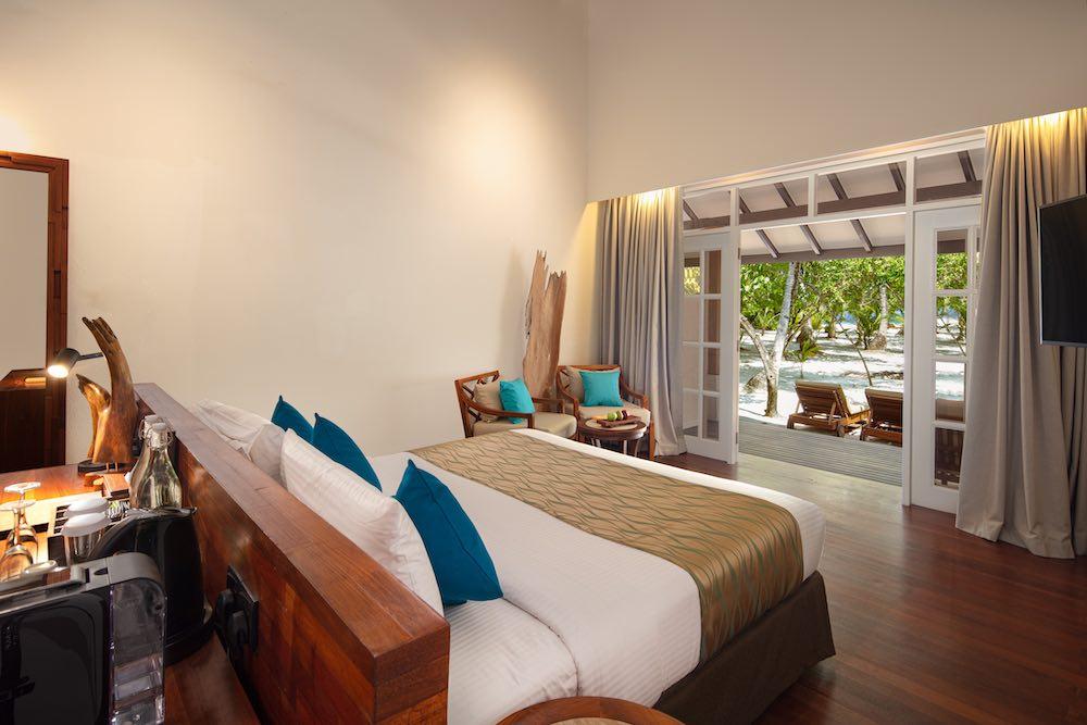 Jacuzzi Beach Villa at Adaaran Select Meedhupparu with 24Hr Premium All-Inclusive, view 2