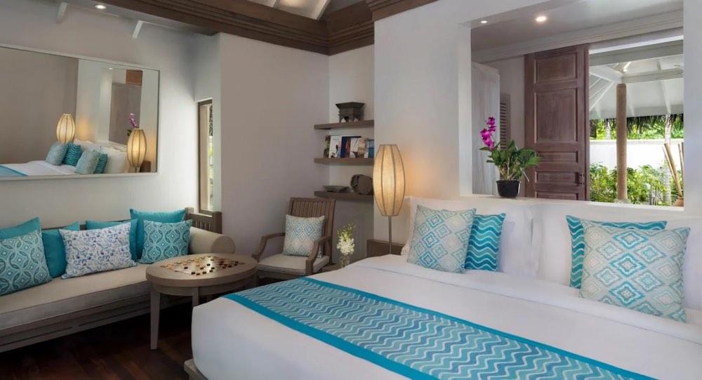 Beachfront Villa at Anantara Dhigu Maldives Resort, view 3