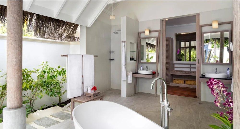 Beachfront Villa at Anantara Dhigu Maldives Resort, view 4