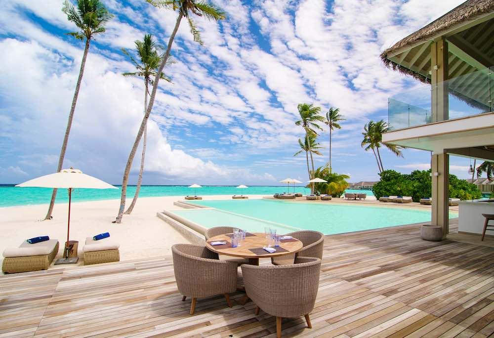 Pool Bar