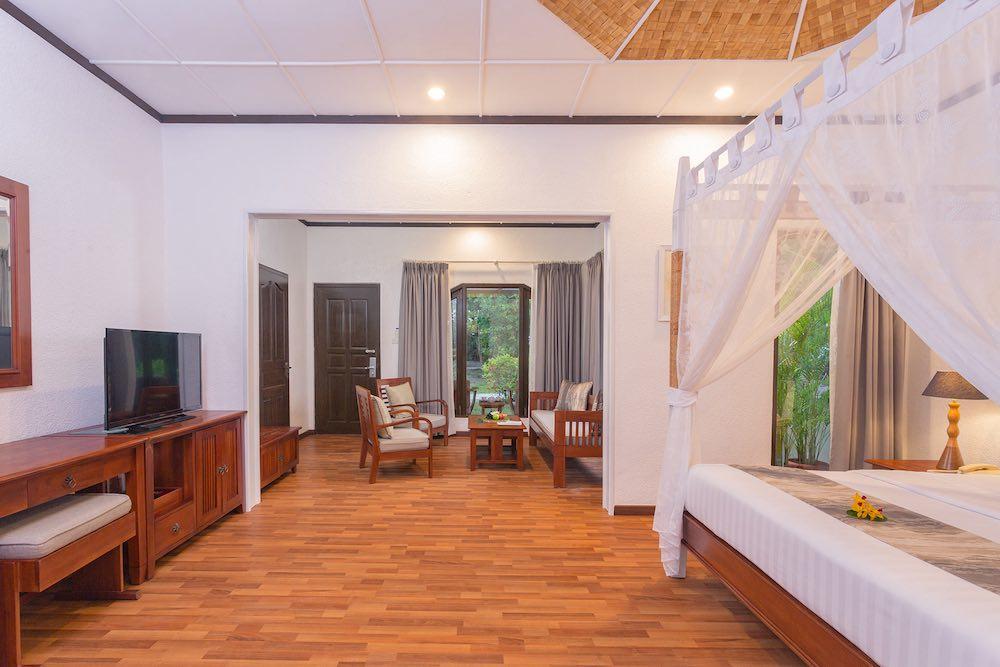 Deluxe Beachfront Room at Bandos, view 3