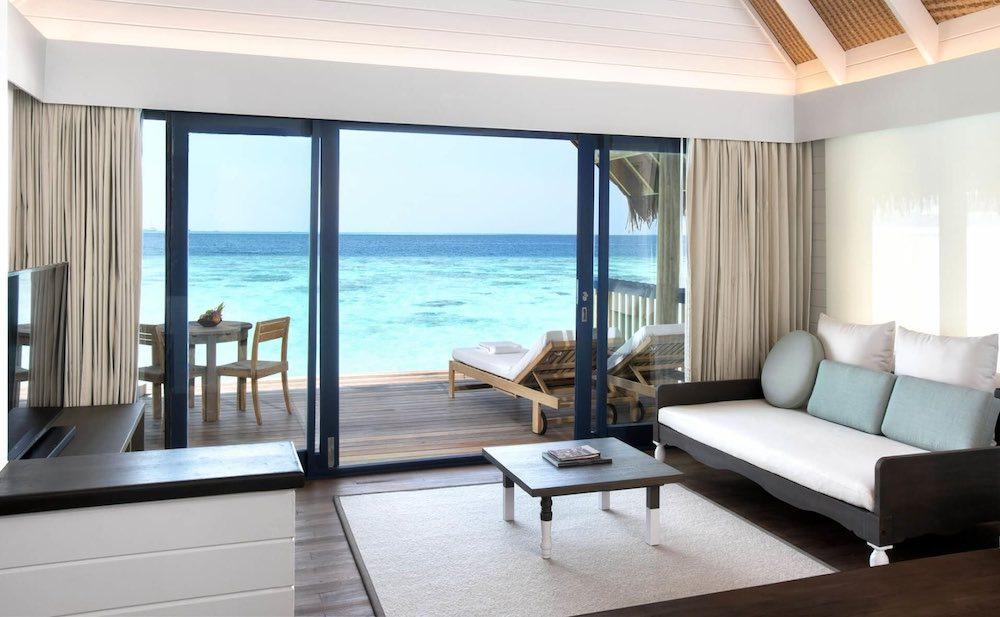 Dhoni Water Villa at COMO Cocoa Island, view 3